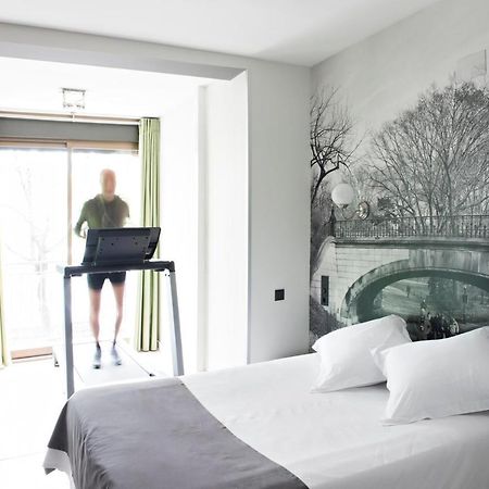 Hospedium Hostal Un Punto Chic Huesca Bilik gambar